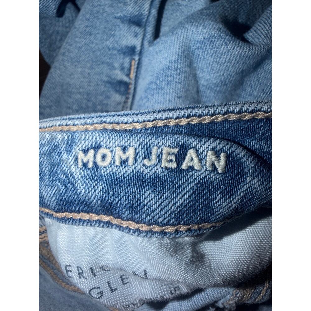 American Eagle women’s STRIGID distressed mom jeans - Picture 8 of 16